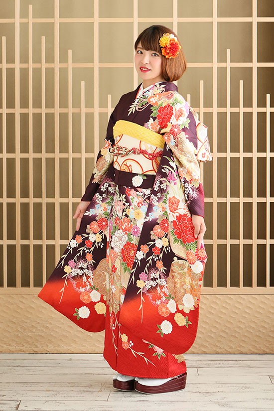 らかんスタジオ江戸川店の振袖 紫色 赤色 古典 花柄 ハタチの初々しさも感じる深紫の振袖 振袖 成人式着物レンタルのおすすめ情報ならmy振袖 らかんスタジオ江戸川店の振袖 紫色 赤色 古典 花柄 ハタチの初々しさも感じる深紫の振袖 振袖 成人式着物レンタルのおすすめ情報ならmy振袖