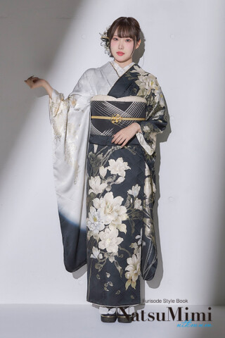 振袖 波の地模様に大柄の花 共八掛 素敵 正絹 広衿 袷 着物 T-2473 緑地振袖 波に吉祥四季花紋｜振袖ギャラリー | 成人式の振袖