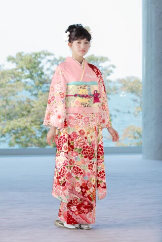444 振袖フルセット 正絹 朱赤 オレンジ 絞り 藤娘きぬたや 高級 小柄さん きもの幸造の振袖 /赤色/古典/桜柄/ 藤娘 きぬたや総絞り | My振袖