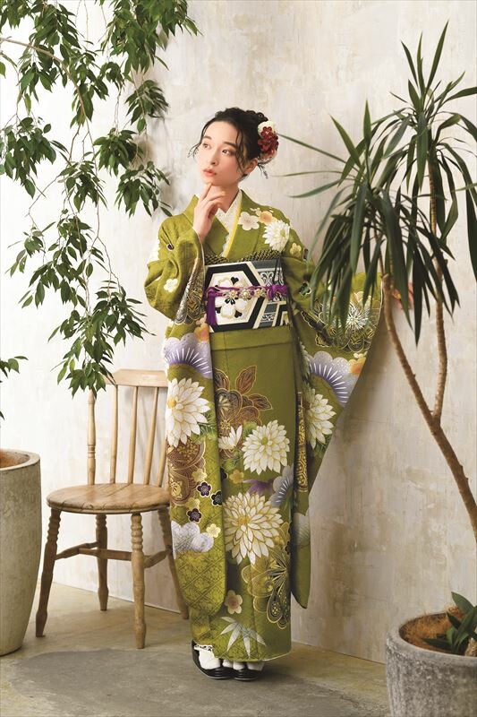 振袖専門店UMAYA 富山店の振袖 /緑色/白色/古典/菊柄/ coffret | My振袖