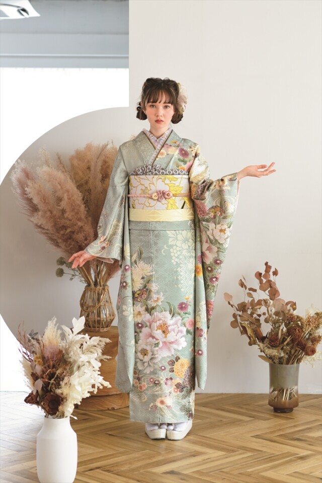 振袖専門店UMAYA 富山店の振袖 /水色/古典/花柄/ coffret | My振袖