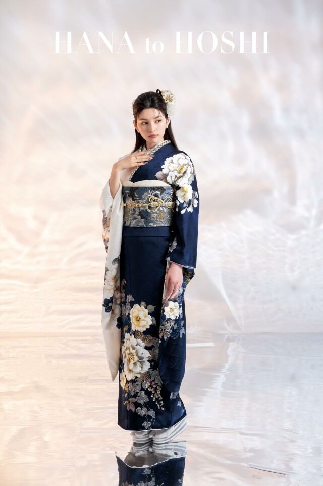 振袖 京べに 岡山店の振袖 /紺色/白色/エレガント/花柄/ HANA to HOSHI 2603