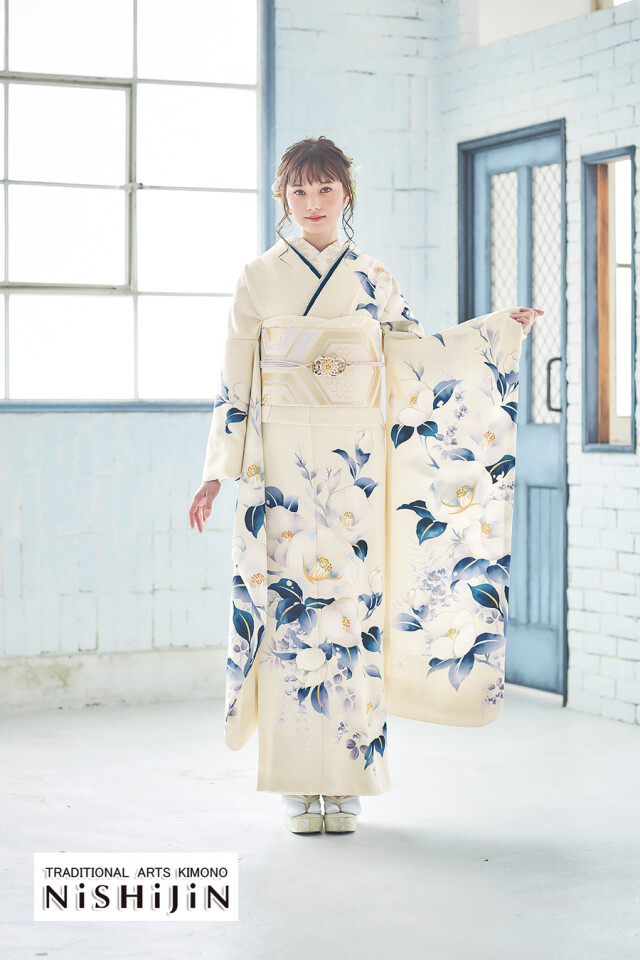 きもの工芸西陣 ビッグローズ前店の振袖 /白色/青色/キュート/花柄