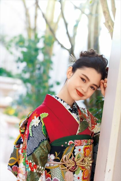 和装小物 バック 手提げ 呉服店 呉服屋 着物 和服 洋服 振袖 成人式 葛西屋呉服店の振袖 /白色/赤色/古典/菊柄/ 【47 No.C-509】華やかな