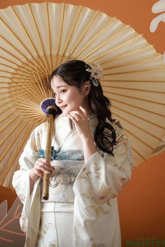 トータルスタジオフォセット フォトプラザ店の振袖 /白色/ゴールド色