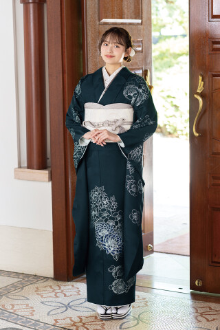 アンティーク着物の灯屋2の振袖 /黄色/古典/車柄/ 花車雲取り文様振袖