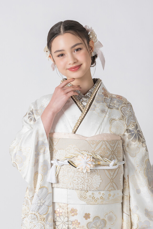 晴れ着の丸昌 池袋店/レンタル振袖 成人式前撮りフォトスタジオの振袖