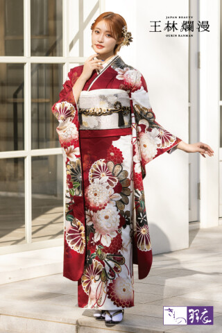 Anmut（あんむーと）の振袖 /赤色/古典/牡丹柄/ 2024新作 | My振袖