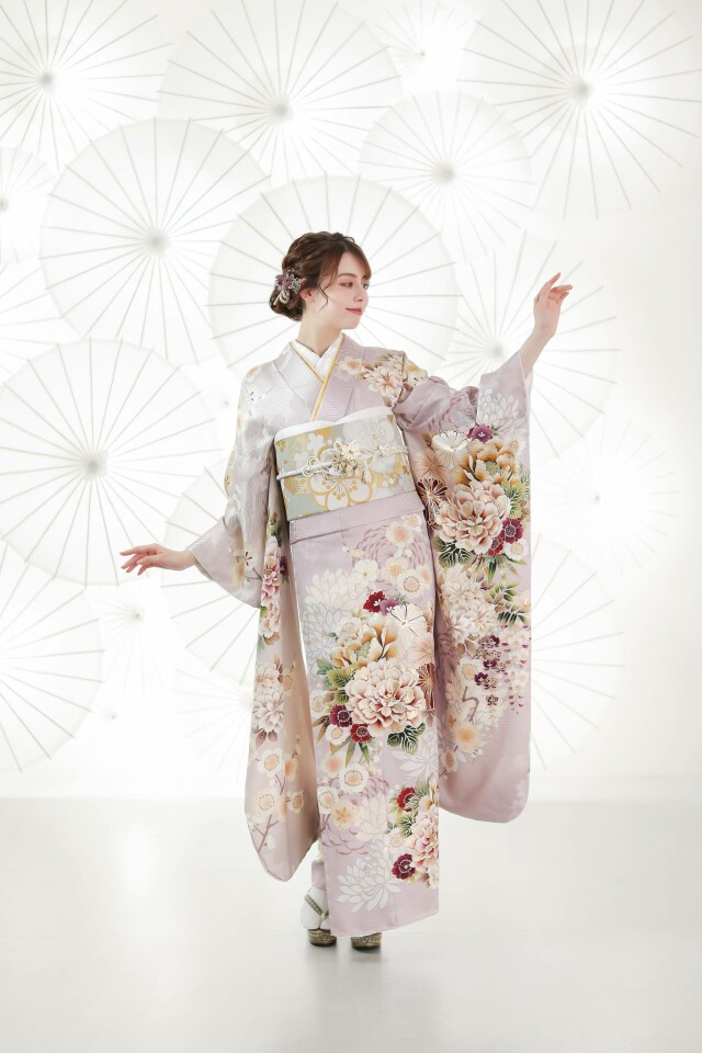 ソルテール 東根店の振袖 /紫色/エレガント/花柄/ 藤色牡丹 | My振袖