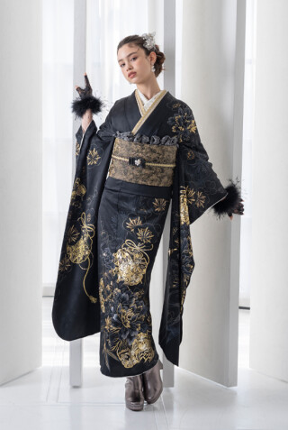 成人式イベントに黒にバラさくらんぼ豪華な振袖各種式典イベント撮影に舞台衣装に 格安モード 黒/白/ブルー(青) バラ柄 派手 カッコイイ振袖 豪華