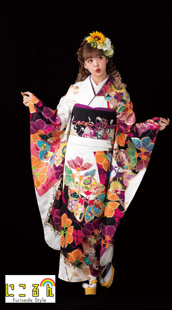 NASUYA さくら店の振袖 /白色/黒色/クール/花柄/ 藤田ニコル新作 | My振袖