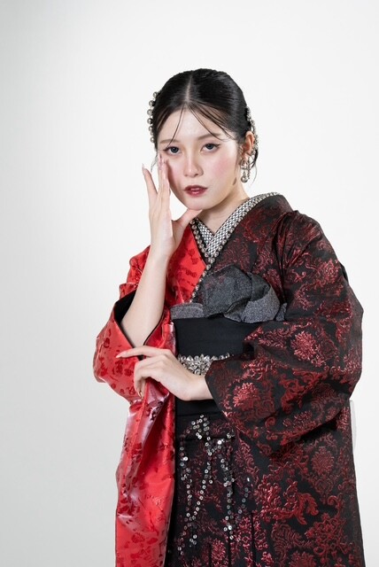 アンヘル・スウィート 唐津店の振袖 /赤色/黒色/グラマラス/その他/ FR