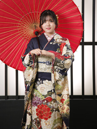 きもの幸造の振袖 /赤色/古典/桜柄/ 藤娘 きぬたや総絞り | My振袖