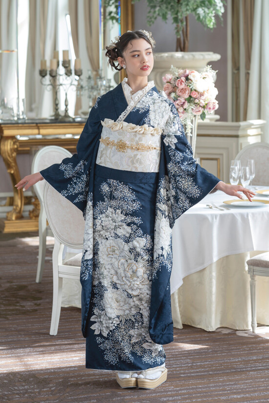 BLANCHE むつ ササキ美容院店の振袖 /紺色/白色/キュート/その他