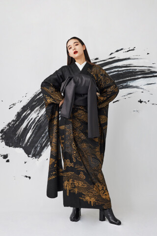 伴治郎の振袖 /白色/クール/花柄/ pierre cardin（ピエール