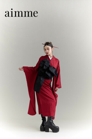 yumimama様♡AKIRA NAKA♡新品 袖リボン モノトーントップス aimme東京原宿店の振袖 /黒色/白色/古典/その他/ 弓ライカちゃん着用