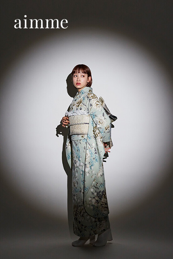 aimme東京原宿店の振袖 /青色/緑色/レトロ/その他/ yuzukiちゃん着用