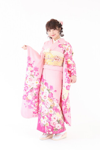 ピンク×花柄で可愛く_振袖_70760