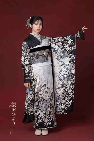 京美 長浜店の振袖 /青色/白色/古典/花柄/ ほのか1 | My振袖