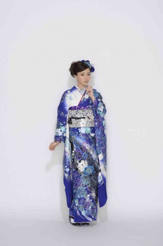 桂由美