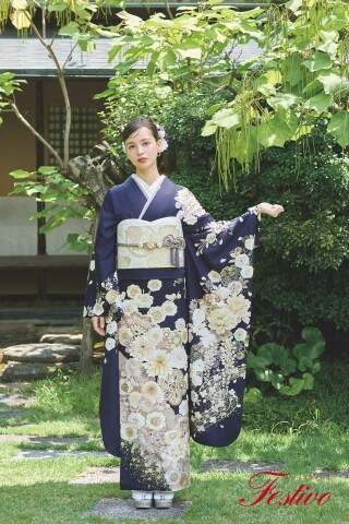 紺の振袖｜金彩が映える上品で華やかな装い_振袖_12782