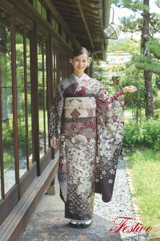 フェスティーボ レンタル振袖専門店／ Private Photo Studio