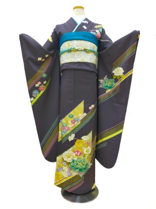 振袖の小いけ 鶴岡銀座店の振袖 /グレー色/ゴールド色/エレガント/花柄