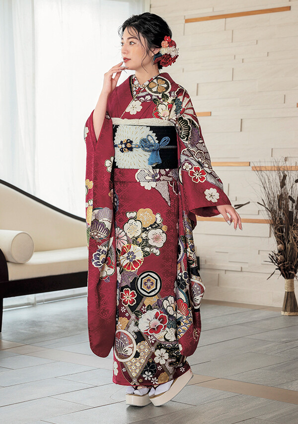ふりそで みうら（旧）三浦京染店の振袖 /赤色/古典/花柄/ 振袖日和