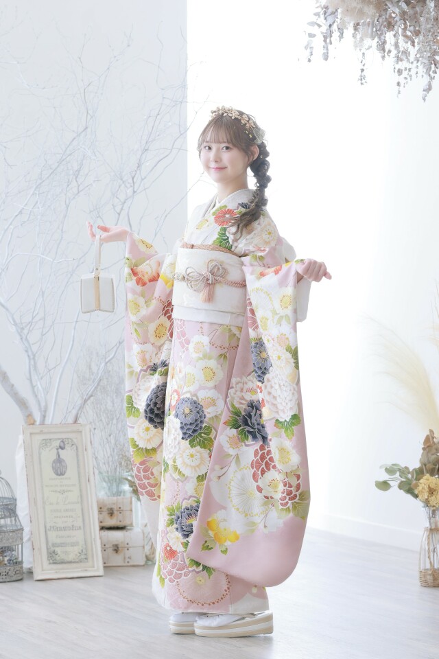 momoko　着物　振袖　⑩ momoko 着物 振袖 ⑩ 【公式通販】