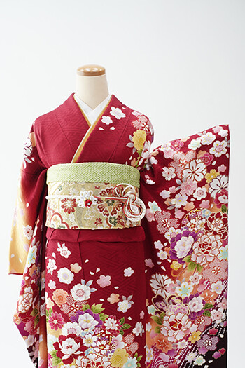 みー お振袖② 二十歳振袖館Az 水戸店の振袖 /赤色/茶色/古典/桜柄/ 振袖RM12686 | My振袖