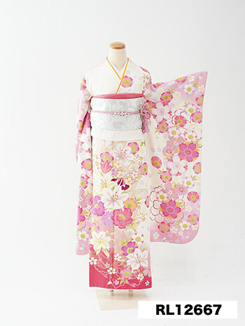 要事前確認　美品　人気柄　振袖　白・ピンク（33-2454rym） キュートガーリー 水色/ピンク ヒョウ柄 かわいい振袖