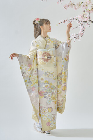 きもの専門店 和装こでらの振袖 /グレー色/ゴールド色/古典/菊柄/ TR