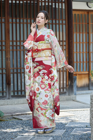 振袖・袴の西陣 （福井）の振袖 /赤色/白色/古典/桜柄/ E-845_古典