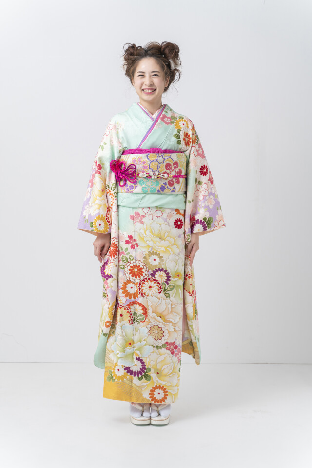アンヘルハートの振袖 /水色/緑色/キュート/菊柄/ ローラデザイン