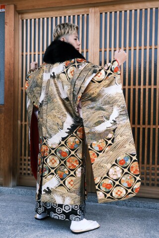 成人式　ド派手陣羽織ゲキ渋紋付き袴_振袖_99366