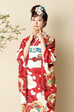 kiara♡　振袖　セット　中古　美品　赤　成人式　一蔵　オンディーヌ kiara♡様専用 振袖 セット 中古 美品 赤 成人式 一蔵