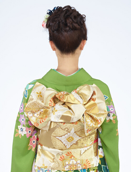 東條會館（Tojo Photo Studio & Maison de Beauté）の振袖 /緑色