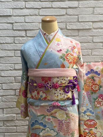 二十歳振袖館Az 川崎登戸店の振袖 /水色/古典/牡丹柄/ 振袖R2S171619