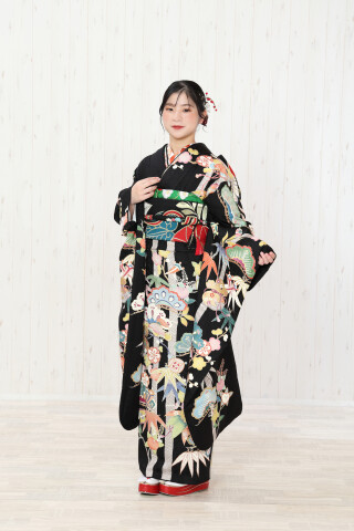 《レンタル》黒　松竹梅_振袖_38336 | 呉服の丸中
