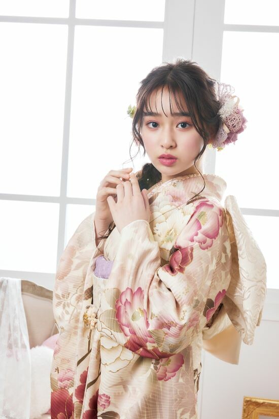 ふりそでシミズ 新横浜店の振袖 /ピンク色/古典/牡丹柄/ ニュアンス