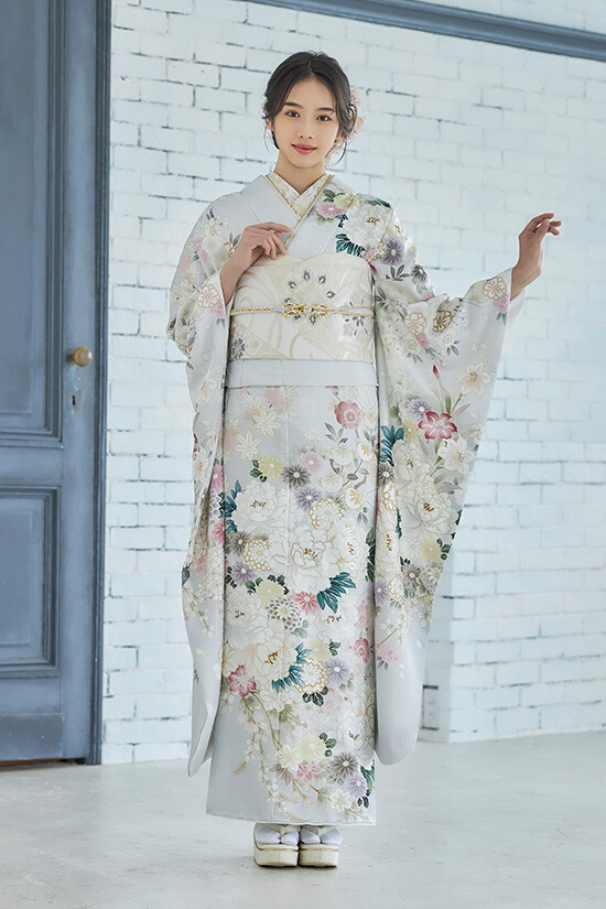 ニュアンスカラーシックな枝垂れ桜と蝶の振袖フルセット　成人式前撮り　長襦袢おまけ ニュアンスカラーシックな枝垂れ桜と蝶の振袖フルセット 成人式前撮り