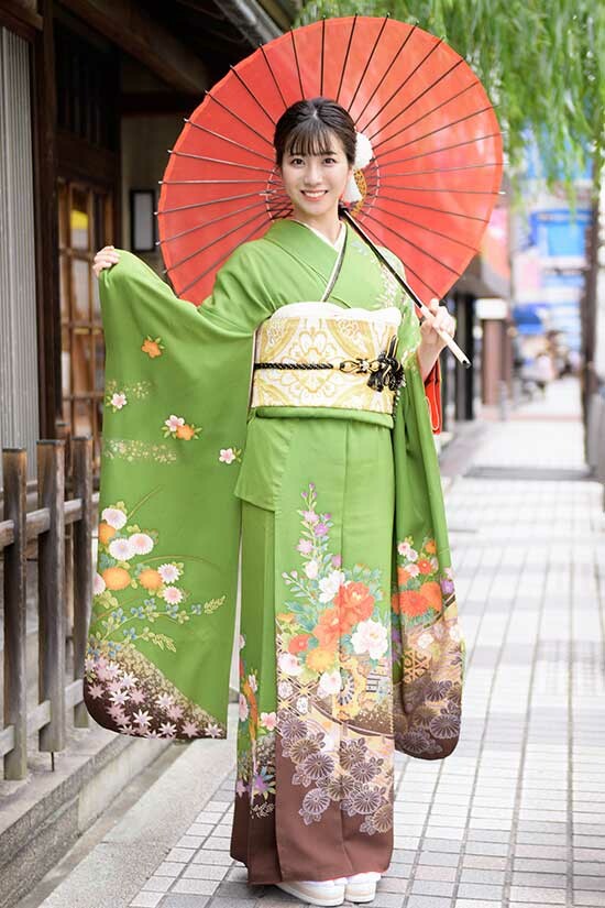 ヘアメイク&フォト スタジオノールス 心斎橋店の振袖 /緑色/緑色/古典