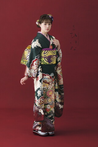 biwa桜 | 南草津店 | Princess Furisodeの振袖 /緑色/古典/花柄/ 和