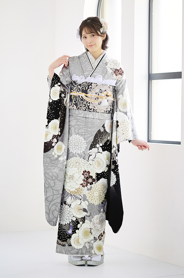 きものと帯 ふく屋／フォトスタジオ凛の振袖 /グレー色/黒色