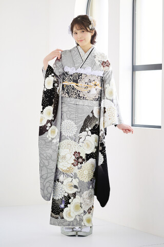 きものと帯 ふく屋／フォトスタジオ凛の振袖 /グレー色/黒色