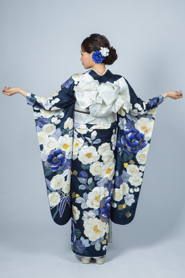 振袖専門店えどしるふ加古川店の振袖 /青色/紫色/レトロ/花柄/ 紺振袖_