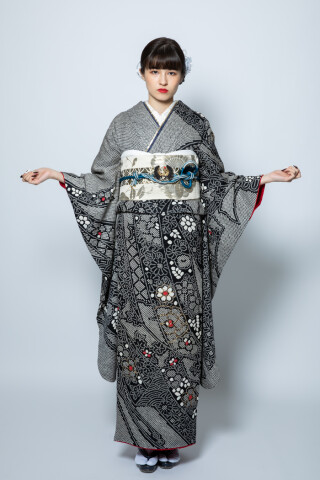 総絞り 振袖フルセット 身丈163裄68 黒 金銀彩 総刺繍 逸品 成人式 成人式振袖[総絞り]黒・細かい桜柄・金駒刺繍[身長168cmまで]No.