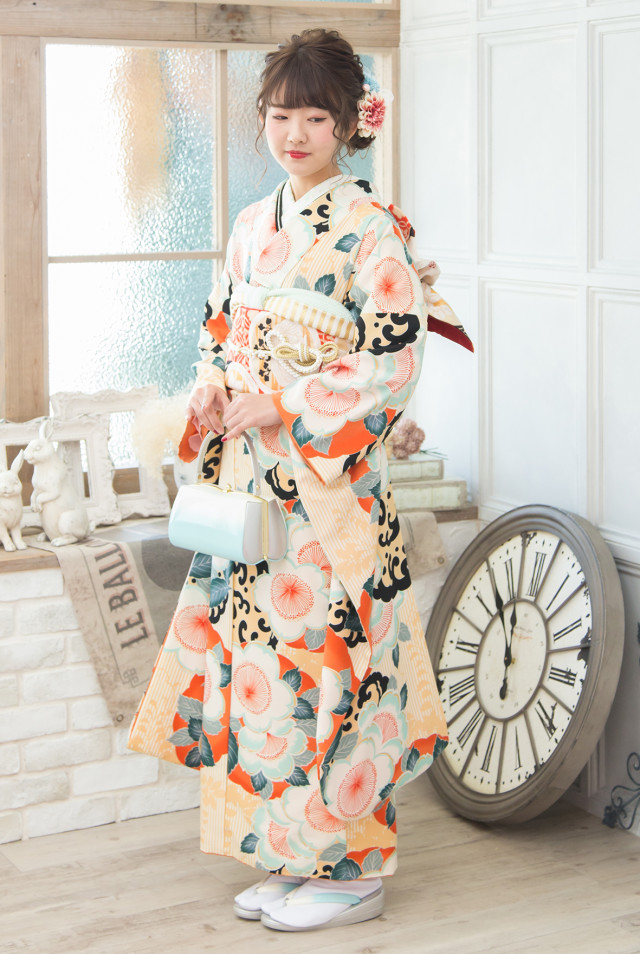 総合貸衣裳館Mai 岡崎北の振袖 /オレンジ色/水色/レトロ/桜柄/ 九重 FK