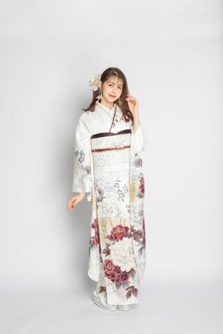 まるやま ゆうび苑グループの振袖 /紺色/古典/橘柄/ H302 | My振袖