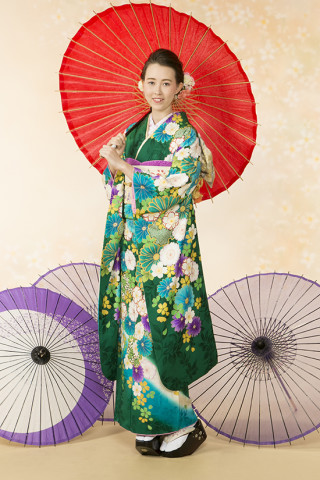 鮮やかなグリーンがとてもキレイ_振袖_53285 | スタジオキノシタ